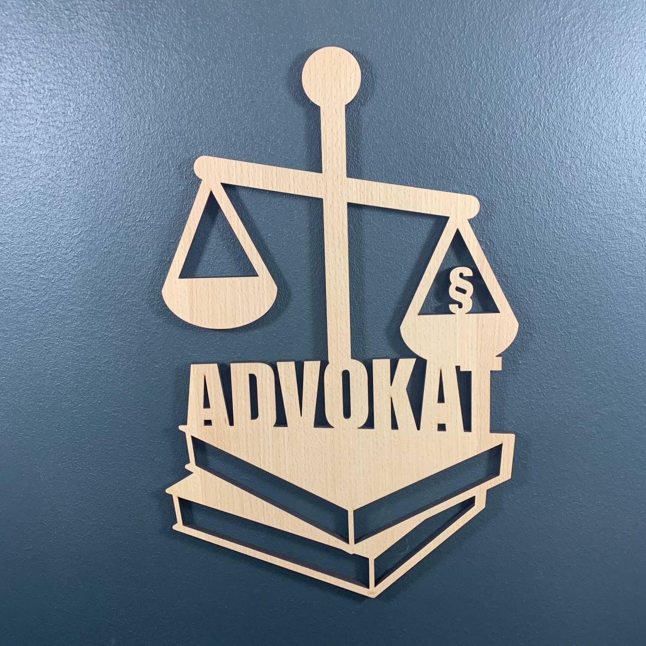 Træskilt - Advokat