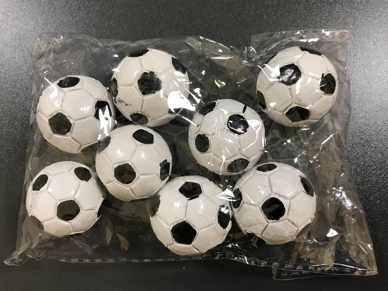 Fodbolde - 8 stk. Fodbolde 3 cm. - hvid/sort