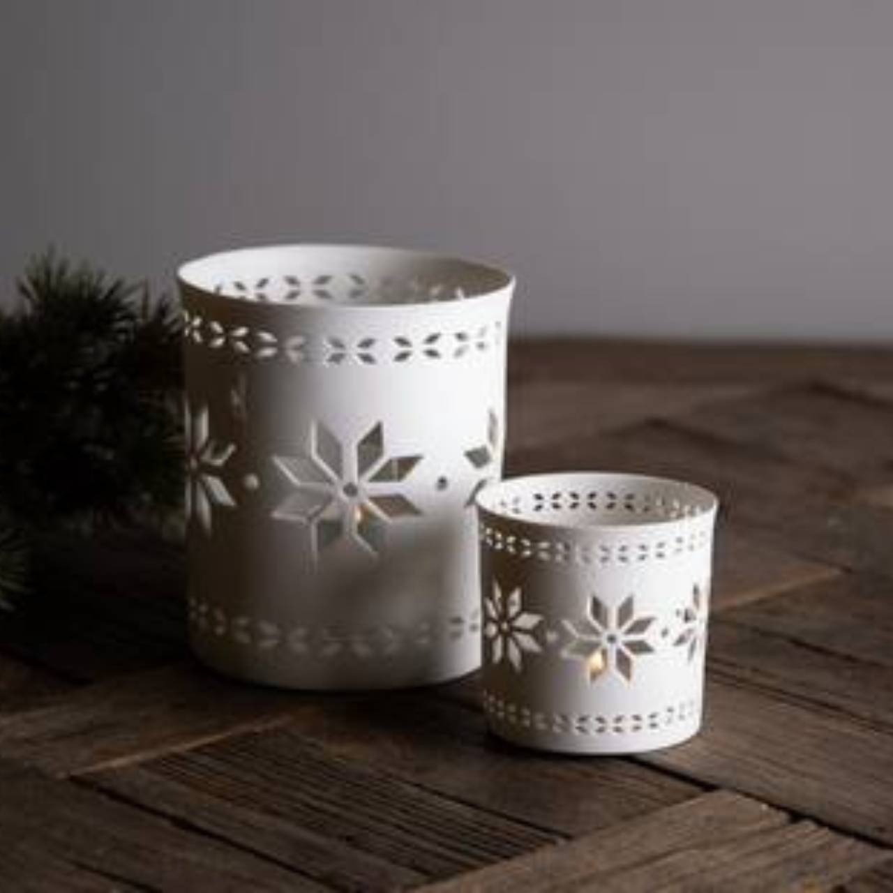 Fyrfadsstager Stjerne stager i porcelæn Mat hvid Sæt/2 stk.
