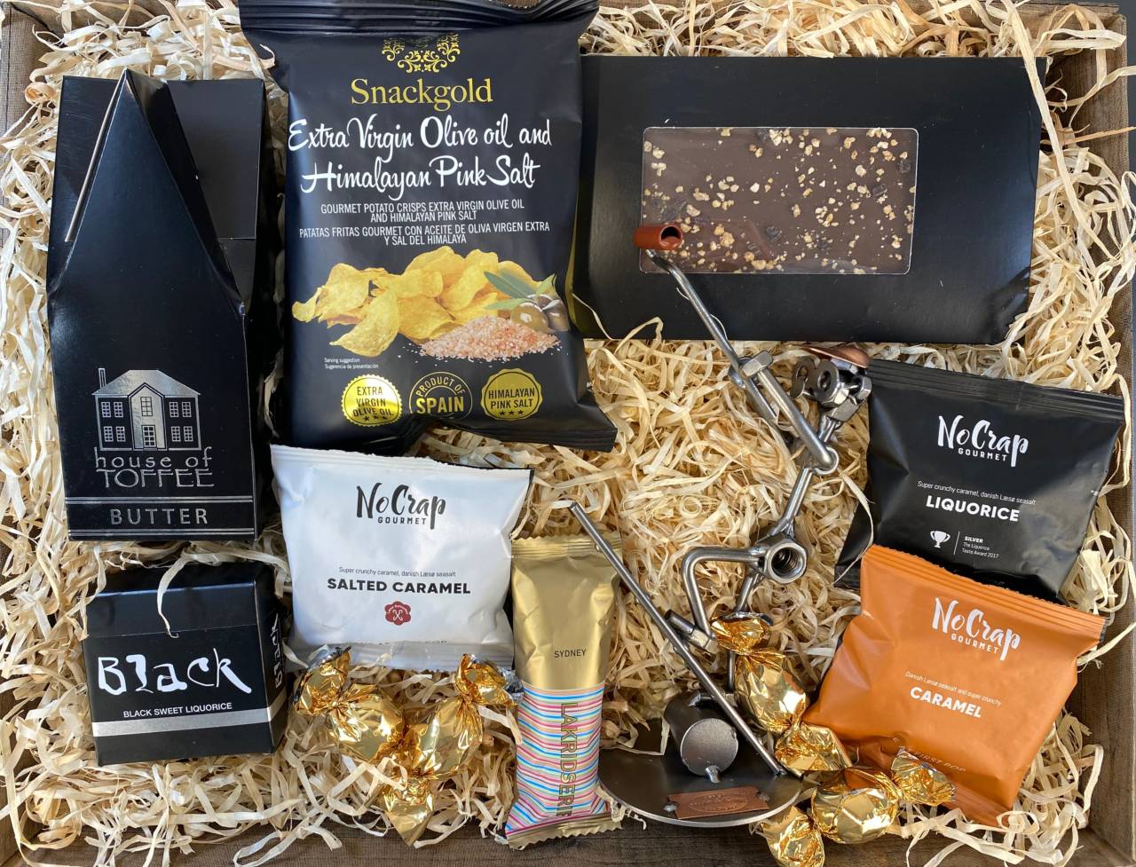 Gavekurv med metalfigur - Maler - Bygningsmaler - Lækkerier