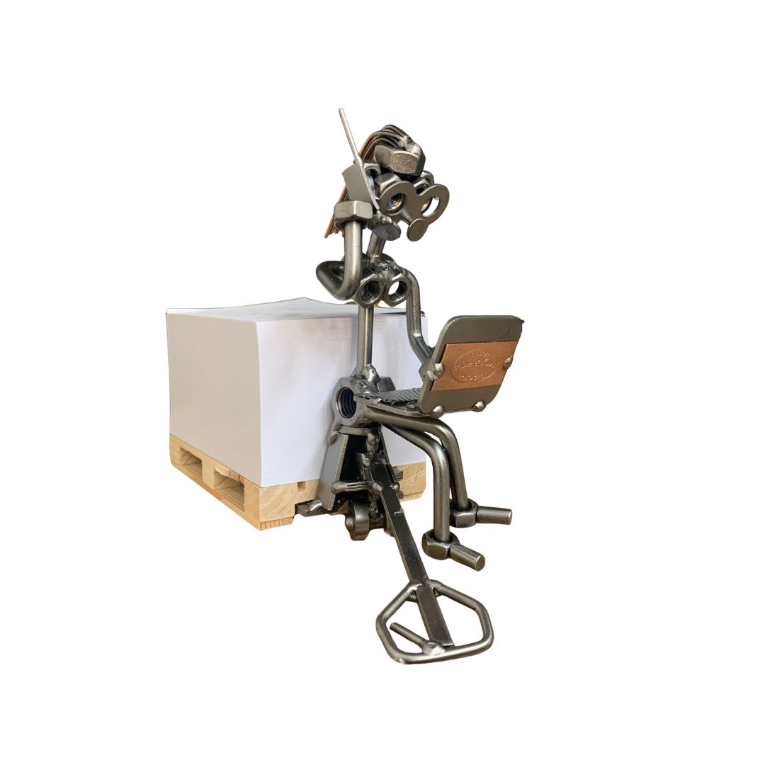 Metalfigur - Kvindelig Lager og logistik medarbejder - Speditør