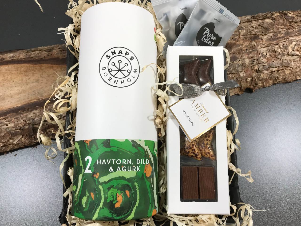 Økologisk gavekurv - Snaps og chokolade