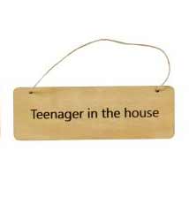 Skilt - Teenager in the house