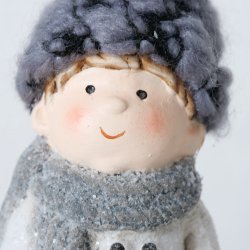 Figur - Vinterbrn med strikhuer