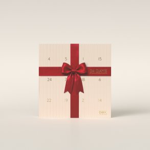 Box The Original Julekalender 2026 med r�d sl�jfe