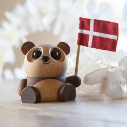Pandafigur med flag til gaveid�