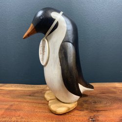 Dcuk - Tr Pingvin 17cm - Kejserpingvin Mor - Kigger Ligeud