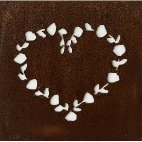 Dekoration til rionet � Hjerte med blomster i cortenst�l