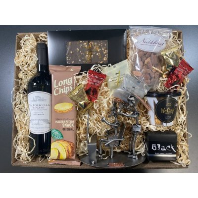 Gavekurv med metalfigur - Frisr - Vin og hygge