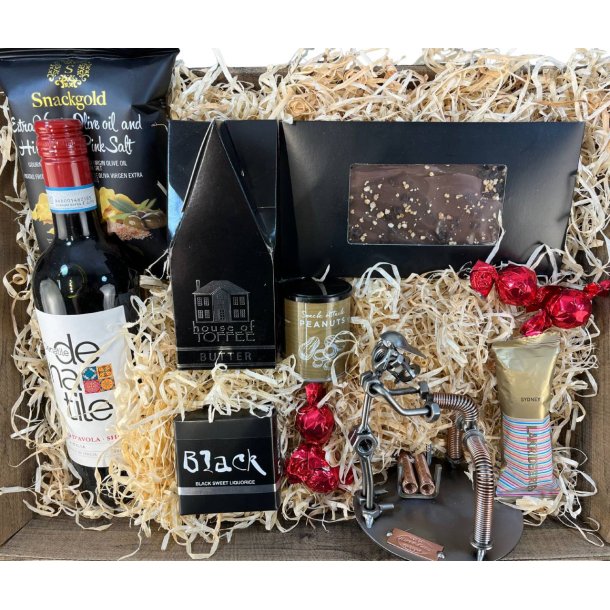 Gavekurv med metalfigur - Isolat�r - Vin og hygge