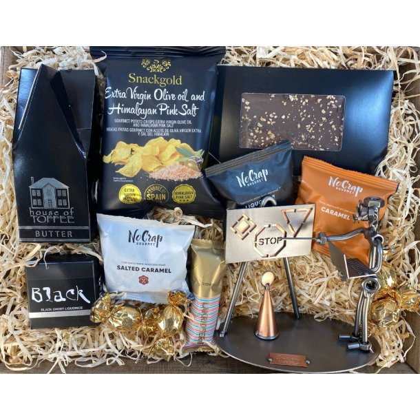 Gavekurv med metalfigur - K�rel�rer - L�kkerier 