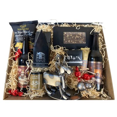 Gavekurv med metalfigur - Kvindelig landmand - �l og hygge