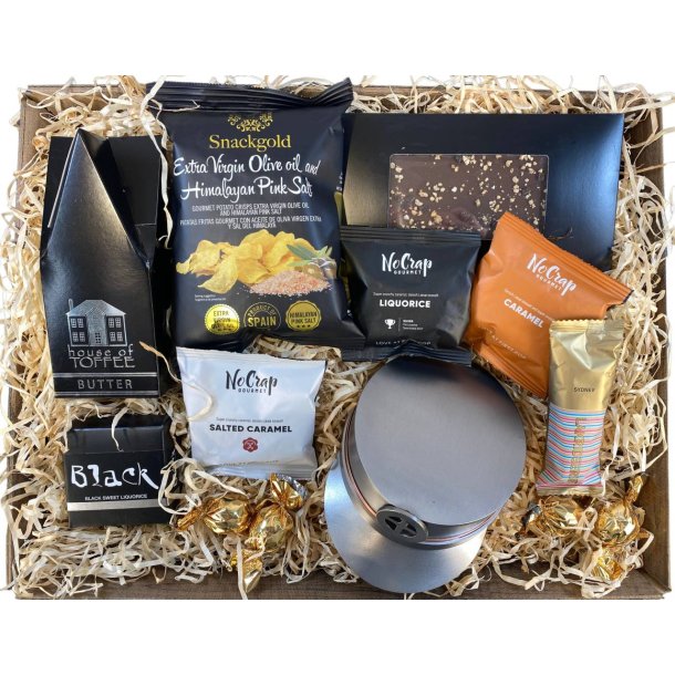 Gavekurv med metalfigur - Metal studenterhue med gravering - L�kkerier