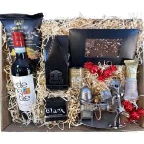 Gavekurv med metalfigur - Pharma procesoperat�r - Vin og hygge