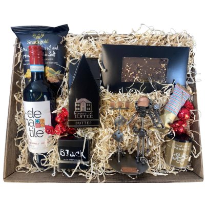 Gavekurv med metalfigur - Scene- og eventtekniker - Vin og hygge