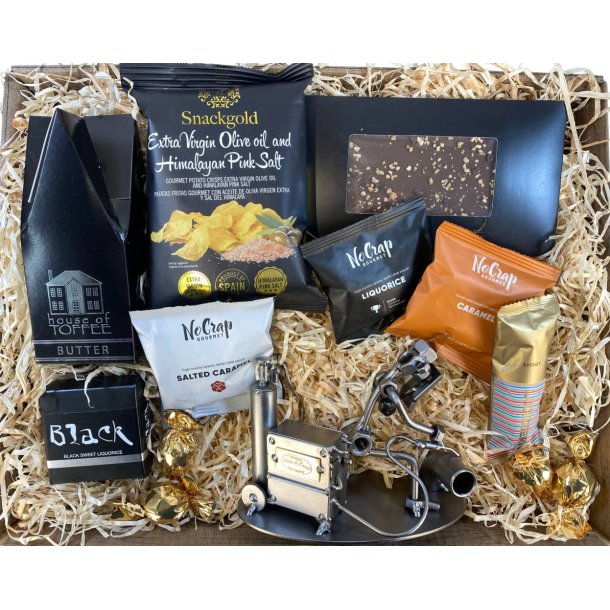 Gavekurv med metalfigur - Smed - L�kkerier