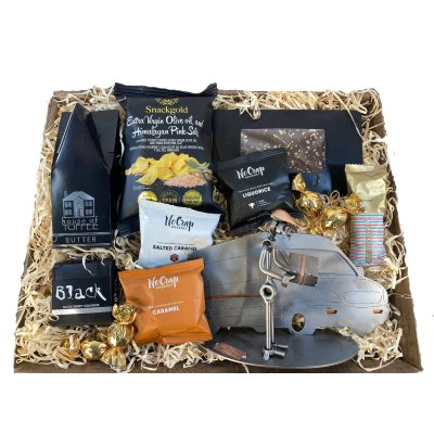 Gavekurv med metalfigur - Varevognschauff�r - Pakkebud - L�kkerier