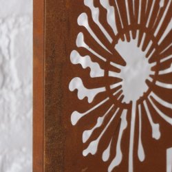 Havespyd - Rust plade med blomster udskringer