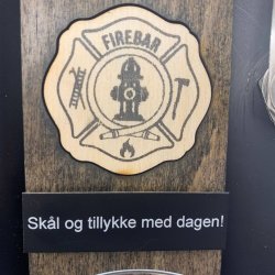 The Jerrycan Firebar - Dekorativ Brandslukker Minibar med Danmark Aquavit