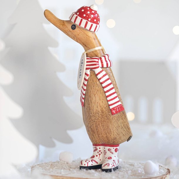 Dcuk juleand 18 cm - med hue og stribet halstrklde