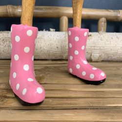 Dcuk tr�figur and med prikker st�vler 