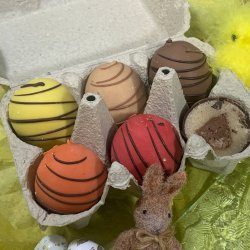 Pskeg fra Baks i Nrre Aaby - Mix bakke med 6 stk.