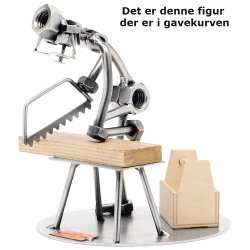 Gavekurv med metalfigur - Tmrer - Tmrersvend - Vin og hygge