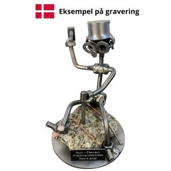 Gavekurv med metalfigur - Stenhugger - Stentekniker - L�kkerier