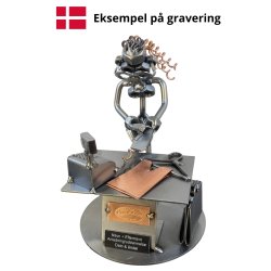 Gavekurv med metalfigur - Butiksassistent - Salgsassistent - Kvinde - Vin og hygge