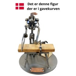 Gavekurv med metalfigur - T�mrer - Kvindelig t�mrer - Vin og hygge