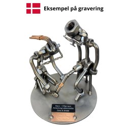 Gavekurv med metalfigur - Bandagist - Ortop�dist - Kvinde - Vin og hygge