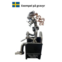 Metalfigur - Kvinde der strikker