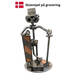 Gavekurv med metalfigur - Vejarbejder - L�kkerier