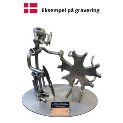 Gavekurv med metalfigur - Flytekniker - Fly mekaniker - l og hygge