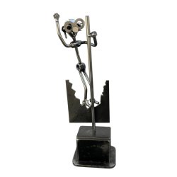 Metalfigur med symbolik &ndash; Gennembruddet | N�r alt arbejdet b�rer frugt