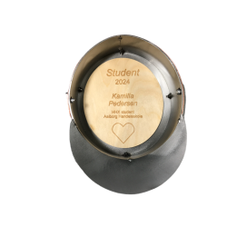 Studenterhue - Metal studenterhue med gravering