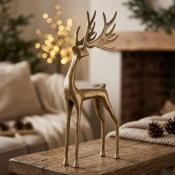 H�ndlavet guldfarvet hjort som elegant julepynt