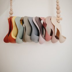 Mushie - Silikone Hagesmk Med Opsamler - Lyserd Med Blomster