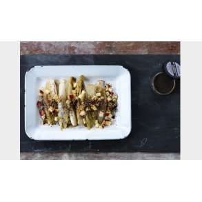 Opskrift: Stegt julesalat med ble og sesamfr.