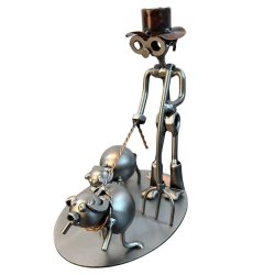 Metalfigur landmand med grise &ndash; h�ndlavet gave med mulighed for personlig gravering fra Design og handelshuset